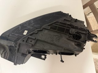 Faro Audi Q3 Bi-Xenón LED 8U0941005C ZKW