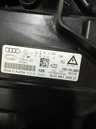 Faro Audi Q3 Bi-Xenón LED 8U0941005C ZKW