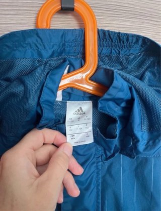 Chaqueta Adidas 152cm resistente al viento