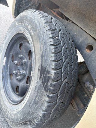 Pick Up Mazda B 2500