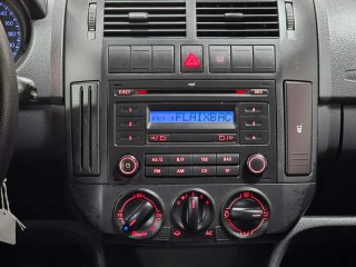 Volkswagen Polo 1.4i 80cv ETIQUETA C