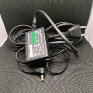 SONY PSP-3004 · NEGRA · REACONDICIONADA