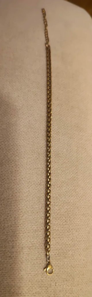 Pulsera dorada de acero  eslabones
