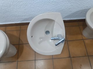 Conjunto Sanitarios J. Dalmau Beige con Grifos