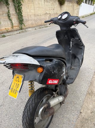Beta Ark Scooter Negra