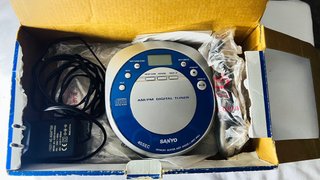 Discman Sanyo CDP-437 con Radio AM/FM