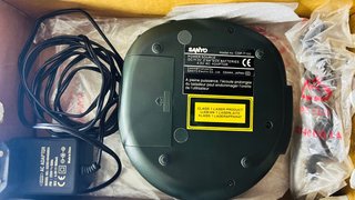 Discman Sanyo CDP-437 con Radio AM/FM