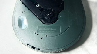 Discman Sanyo CDP-437 con Radio AM/FM