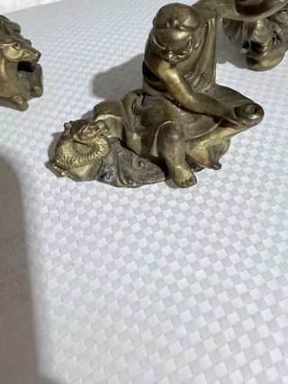 Figura antigua de bronce