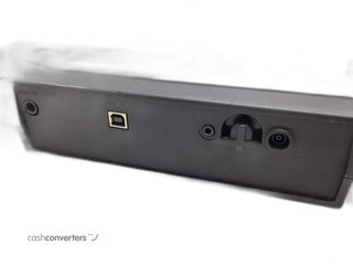 teclado electronico korg liano