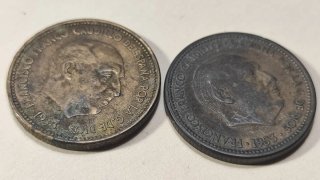 Lote 2 Monedas 2,50 Pts. 1953 *54 *56