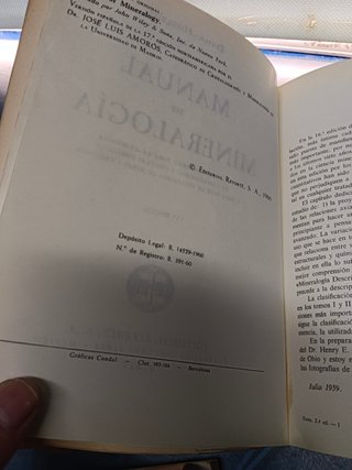 libro, Manual de Mineralogía. Dana-Hurlbut. Año 1960. buen estado