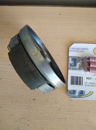 Embrague original y muelles TJT para Derbi Variant