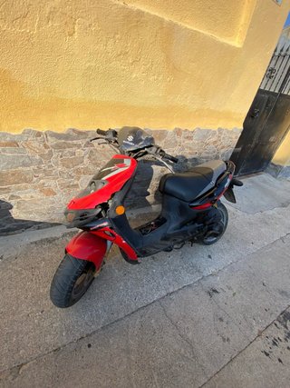 Scooter Suzuki Katana