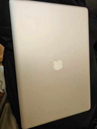 MacBook Pro A1297 2011 17", 8GB RAM, 500GB SSD