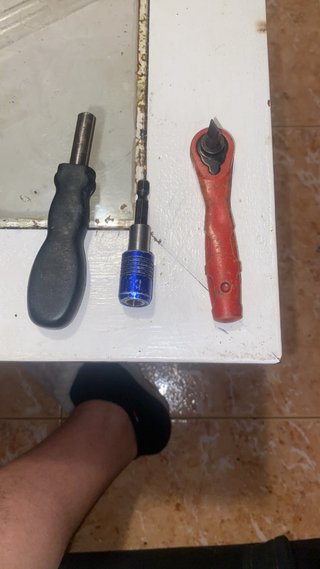 Lote Herramientas Manuales: Carraca y Portabrocas