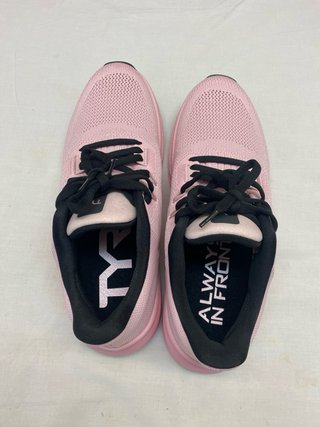 Zapatillas deportivas TYR talla 42