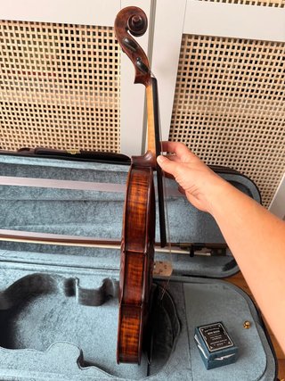 Violín 408