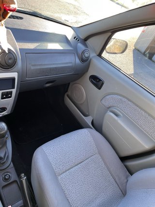 Dacia Logan 2006