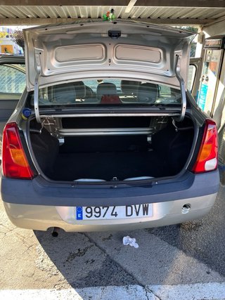 Dacia Logan 2006
