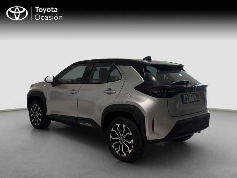 Toyota Yaris 2021, foto 2