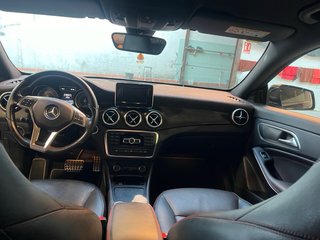 Mercedes-Benz Clase CLA 2015