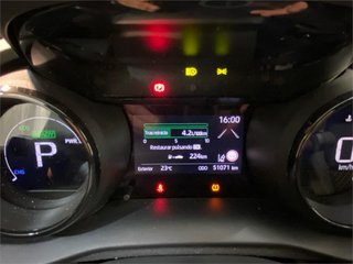 TOYOTA Yaris 120H 1.5 Style Plus