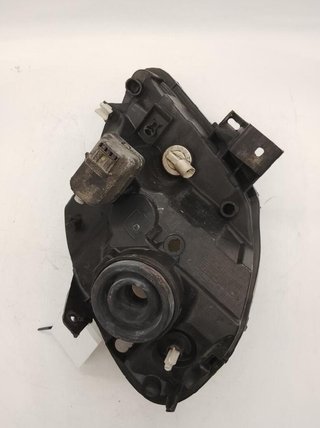 Faro izquierdo 8200417452 renault kangoo 2194