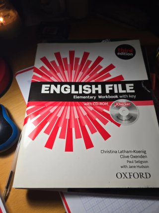English File Elementary. Student's book
