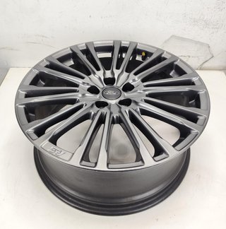 Juego de llanta Originales 19 pulgadas de FORD RS
