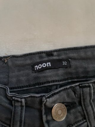 Vaqueros Noon