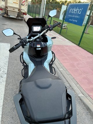 Honda X-ADV Adventure Moto
