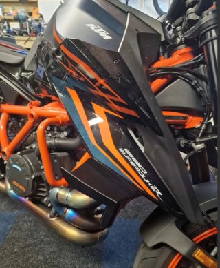 Alerones laterales KTM 1290 Super Duke R