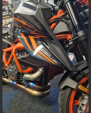 Alerones laterales KTM 1290 Super Duke R