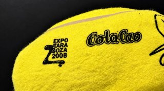 Rafa Nadal x Cola Cao x Babolat pelota Expo 2008