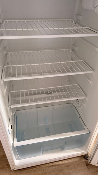 Frigorifero con congelatore Beko DSA2501