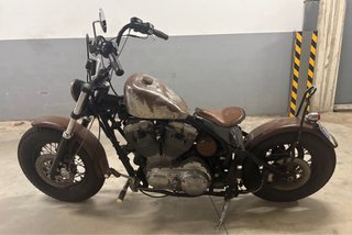 Harley-Davidson 883 Softail