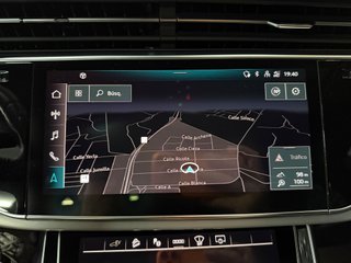 Audi Q8 2023