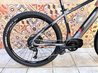 Bicicleta Eléctrica de Montaña
