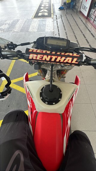 Honda CRF 450XR Red Moto 2017 Matriculada