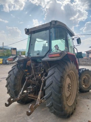 Tractor Massey Ferguson 6140