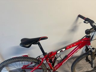 Bicicleta de Montaña MTB Felt Roja