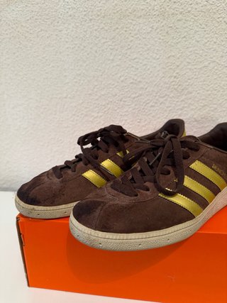 Adidas Munich Marrones y Doradas