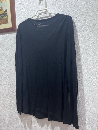 Camiseta Desigual con pañuelo y flecos