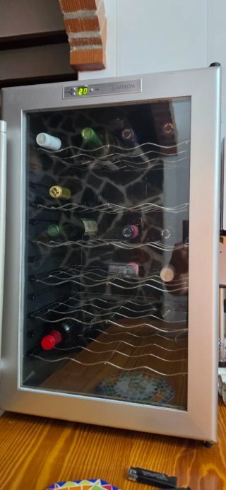 Vinoteca para 24 botellas