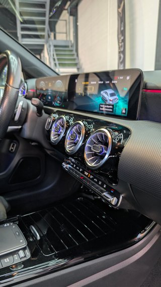 Mercedes-Benz Clase A 250 e Sedan 218CV