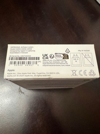 Airpods 4 con cancelación de ruido