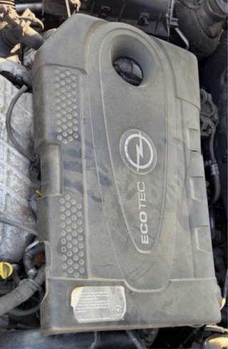 Tapa de Motor Opel Ecotec