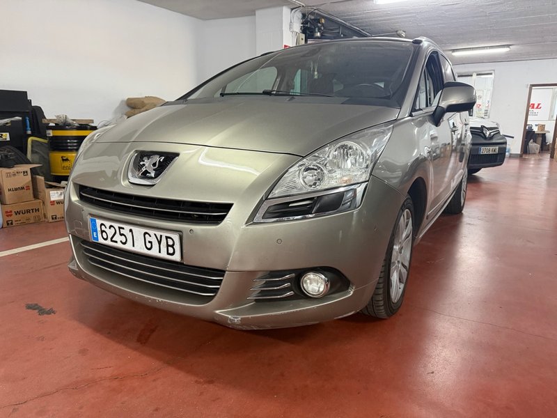 Peugeot 5008 2.0 HDI Sport Pack 2010