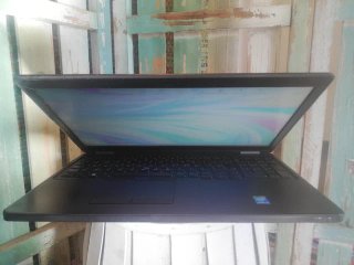 Portátil Dell i5 8GB RAM 500GB HDD